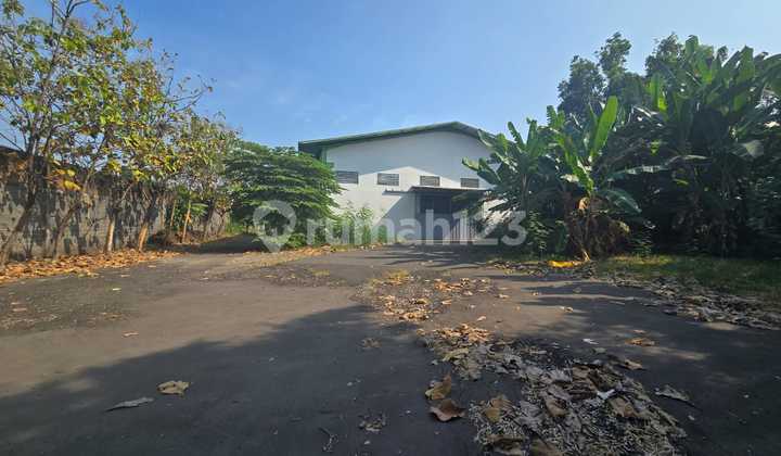 Gudang Super Strategis di Jalan Raya Kebakkramat Palur Solo Gudang Super Strategis di Jalan Raya Kebakkramat Palur Solo