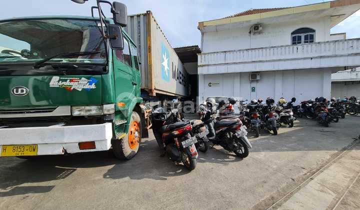 Warehouse with Container Access for Sale on Gatak Mayang Main Road Sukoharjo, Near Main Road.