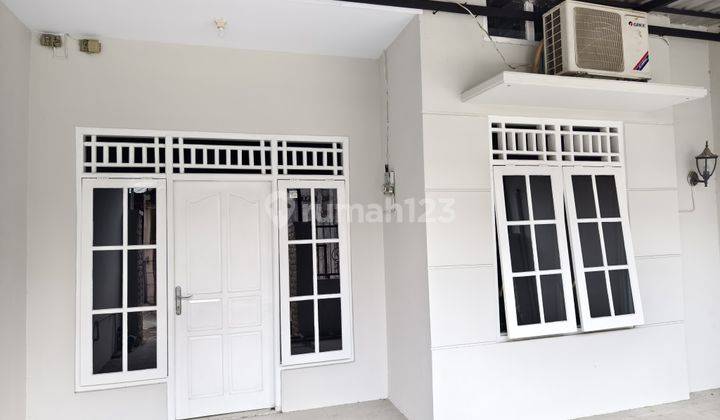 Rumah Siap Huni Dekat The Park Mall Solo Baru 2