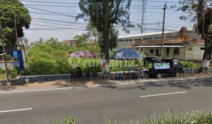 Land in the Center of Karanganyar City on Solo Tawangmangu Solo Road
