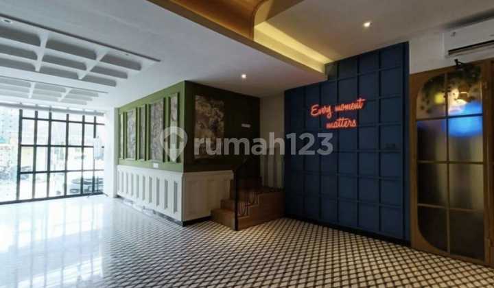 Ruang Usaha Mewah Strategis Eks Resto dan Bar Ruang Usaha Mewah Strategis Eks Resto dan Bar