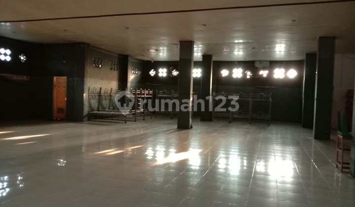 Ruang Usaha Colomadu Solo Strategis 8