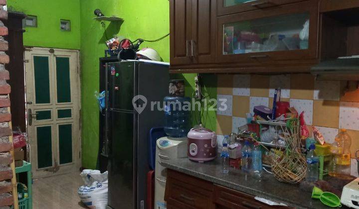 Rumah strategis  2lantai di Jaten Karanganyar  2