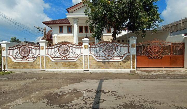 Rumah Bagus di Gajahan Colomadu Karanganyar 1