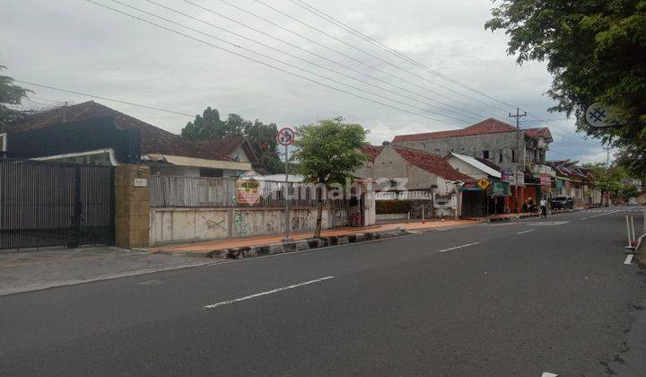 Tanah dan bangunan strategis tengah kota Klaten  3