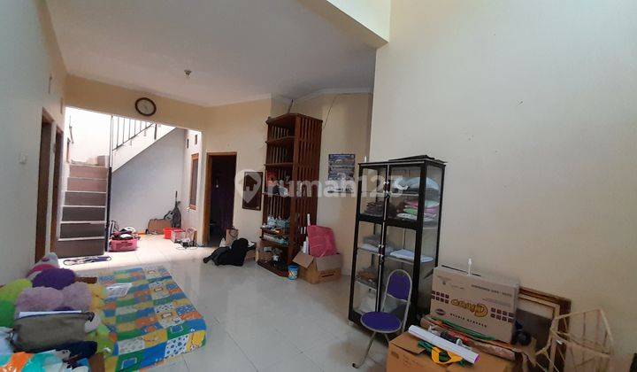Rumah tengah kota di Kratonan serengan Solo 6