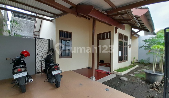Rumah ******** Di.komplek Fajar Indah.surakarta Rumah ******** Di.komplek Fajar Indah.surakarta