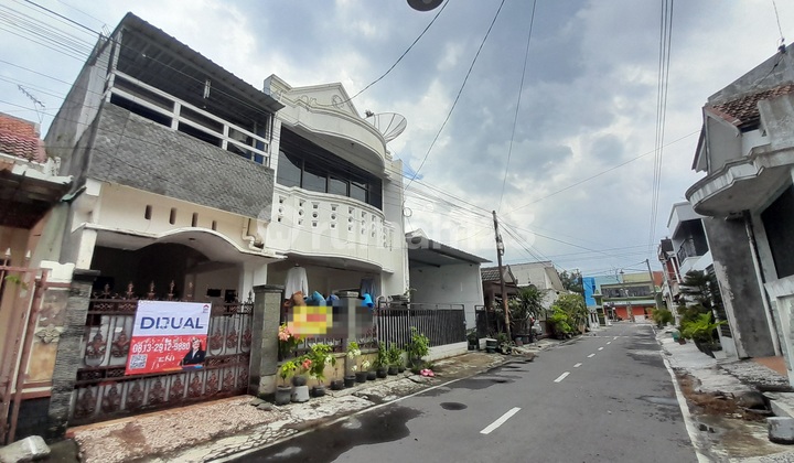 Rumah 2Lantai Dijual Solo di Colomadu Karanganyar 2