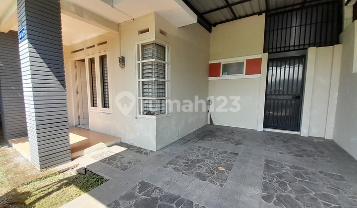 House for rent in Solo City, Fajar Indah Complex House for rent in Solo City, Fajar Indah Complex