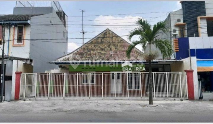 Commercial Space for Rent in Solo. suitable for Culinary.