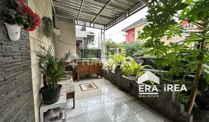 House for Sale in Solo with Swimming Pool Facility in Colomadu, Karanganyar