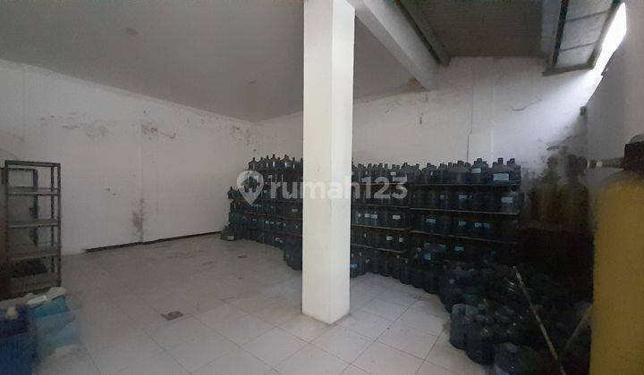 Ruang Usaha Dijual Solo Di Kadipiro Banjarsari Surakarta 2