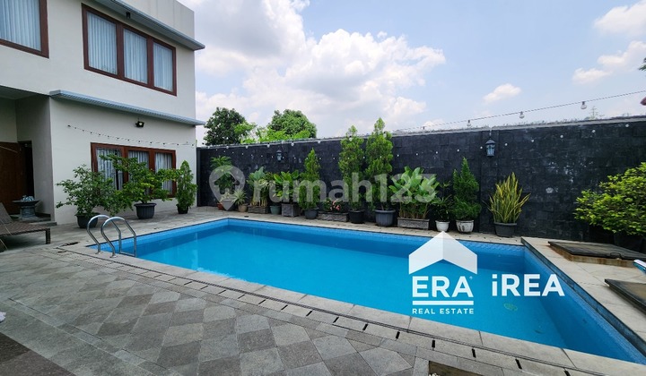 Rumah Mewah Dijual Solo Baru Ada Kolam.renang Rumah Mewah Dijual Solo Baru Ada Kolam.renang