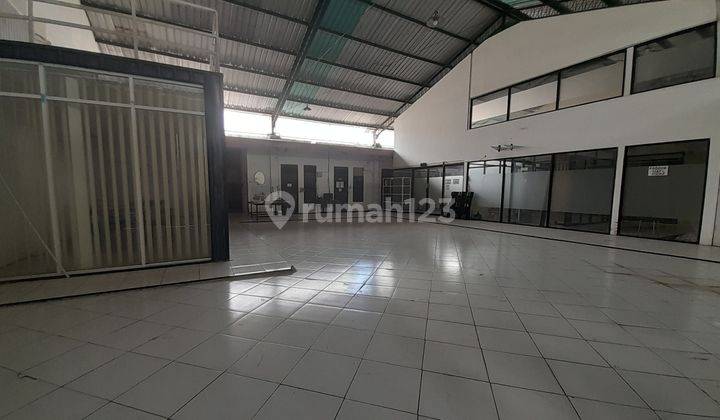 Ruang Usaha Dijual Solo Di Kadipiro Banjarsari Surakarta 1