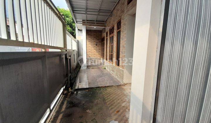 Rumah  Dijual  Solo Kompleks  Fajar Indah Baturan Colomadu Karanganyar  2