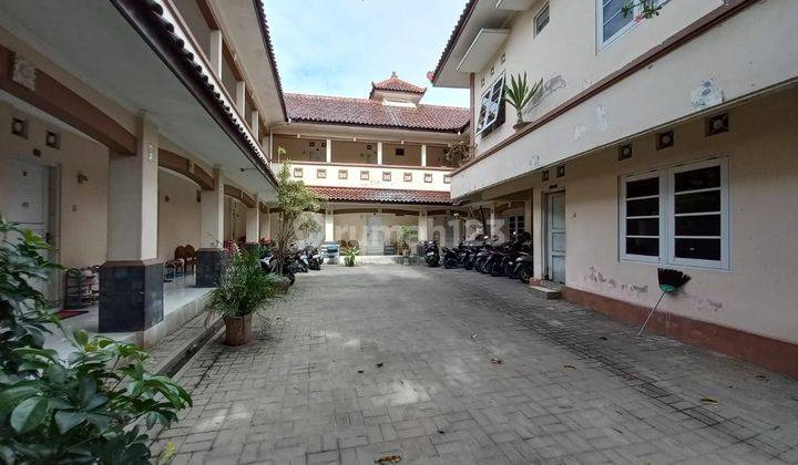 Kost ekslusive mancasan UII 1