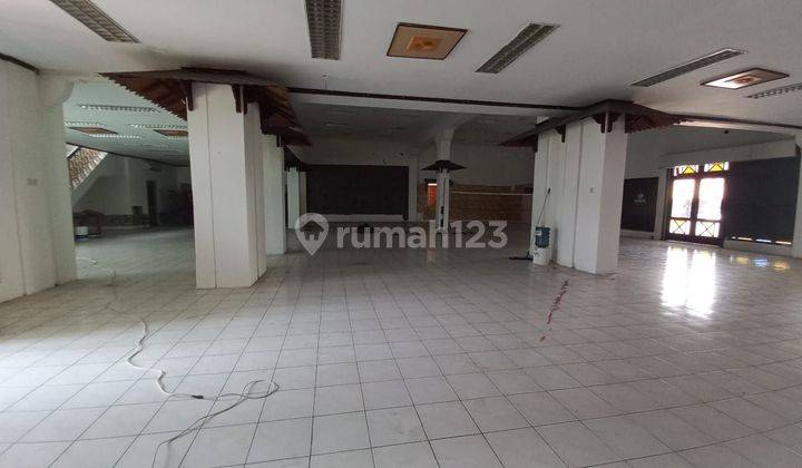 Gedung 2 Lantai Disewakan Dekat Kraton Jogja 2