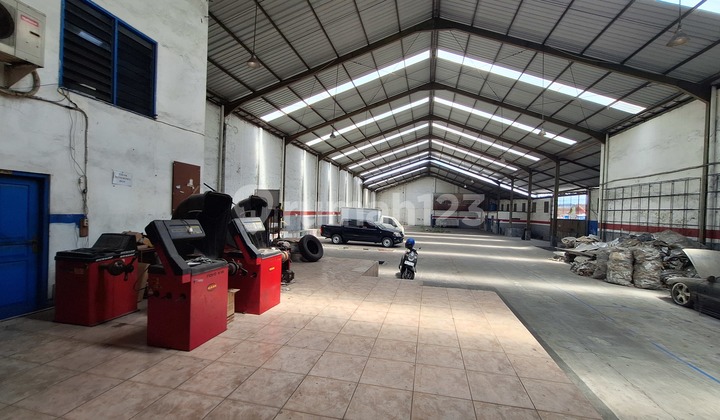 Gudang Rangka Baja di Condong Catur Depok.sleman