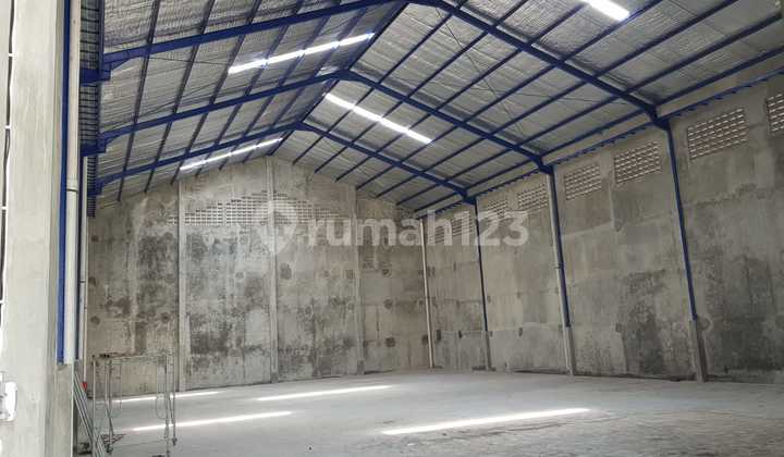 Steel Frame Warehouse Ready to Use on Bantul Ring Road