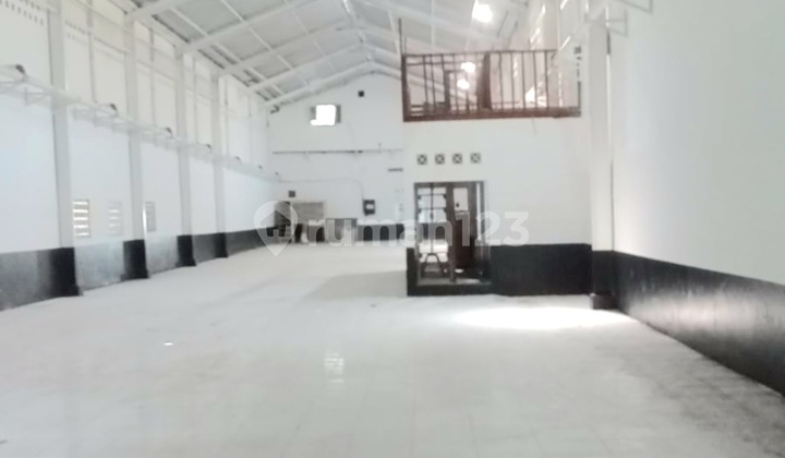 Gudang Baja Di.berbah Kalasan Sleman