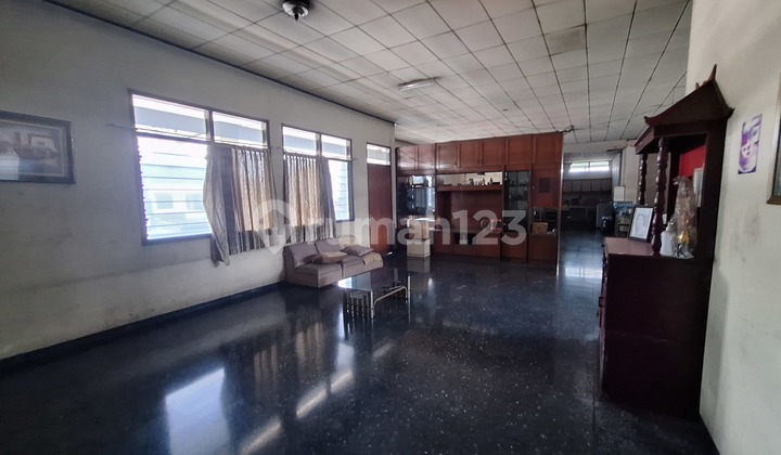 Warehouse and shop house in the center of Yogyakarta City. Warehouse and shop house in the center of Yogyakarta City.