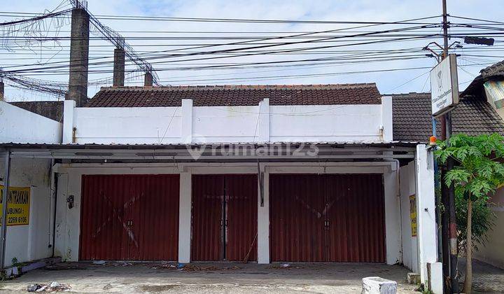 Ruang usaha siap huni lokasi strategis 1