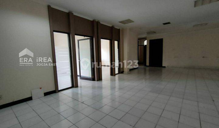 Gudang Yogyakarta Ringroad Barat 11