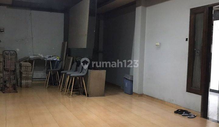 Di Jual Rumah 3 Lantai Pinggir Jalan Kota Cirebon 8