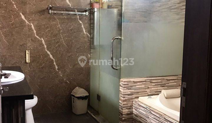 Di Jual Rumah 3 Lantai Pinggir Jalan Kota Cirebon 21