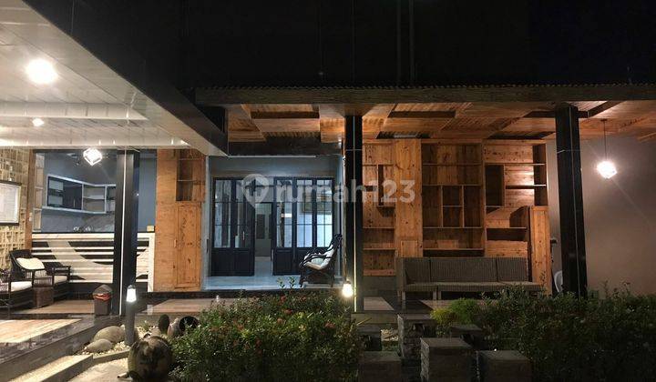 Di Jual Rumah Mewah 3 Lantai Kota Cirebon 1