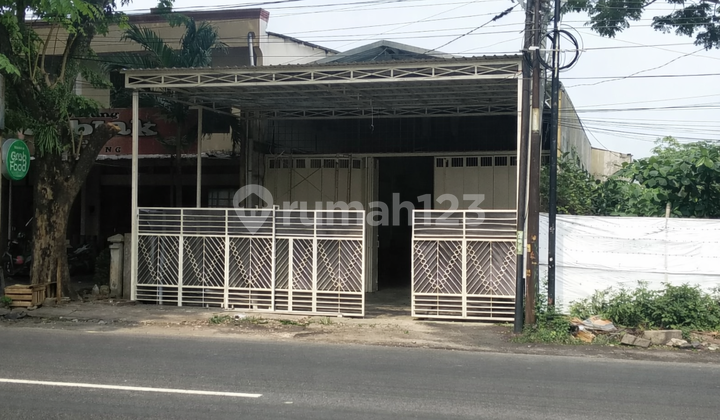 Good and Ready-to-Use Warehouse on Jl Fatmawati Raya Semarang, Area 534M, Facing East. 1