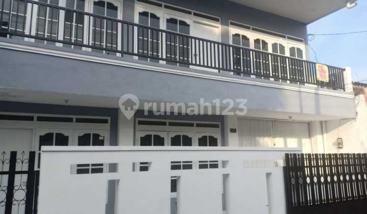 Jual Rumah 3 Lantai Berupa Kost2an dan Laundry di Beton Mas Timur Semarang