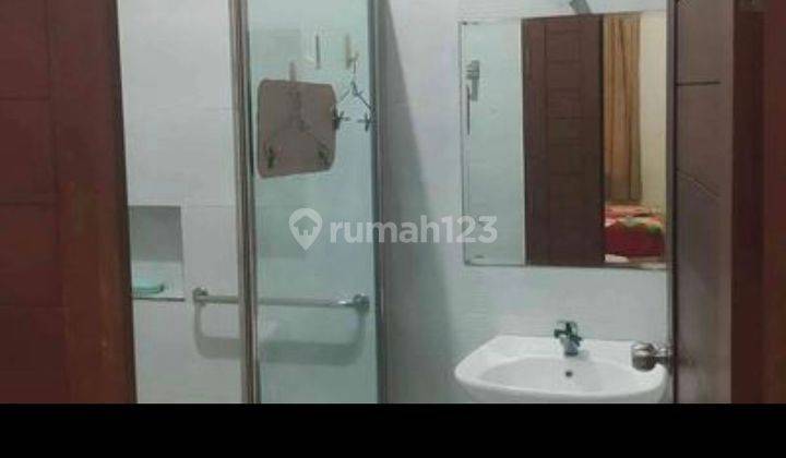 Dijual cepat.. BU ... rumah 2 lantai  di taman Ganesha Semarang 2