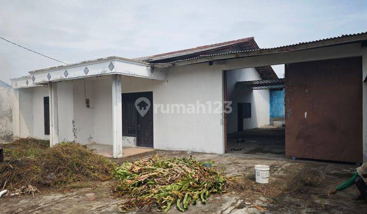 Dijual cepat... Rumah di banyu biru woltter monginsidi Semarang 1