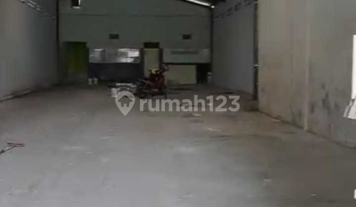 Good and Ready-to-Use Warehouse on Jl Fatmawati Raya Semarang, Area 534M, Facing East. 2