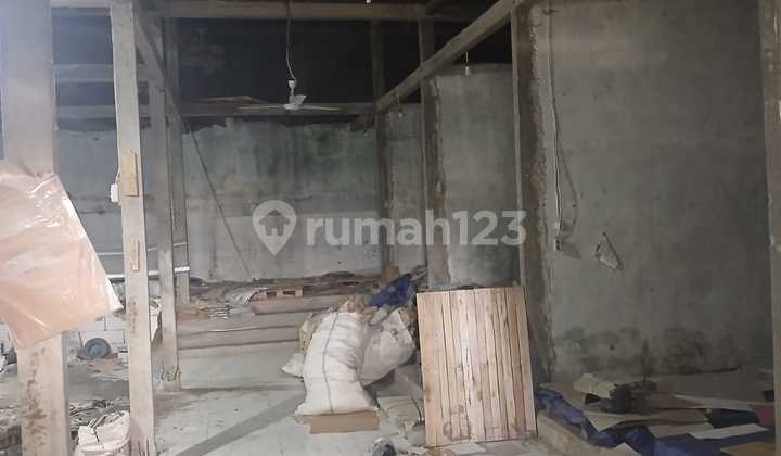 For Rent Warehouse
Ariloka Raya Street
Semarang
Land Area 588M² 2