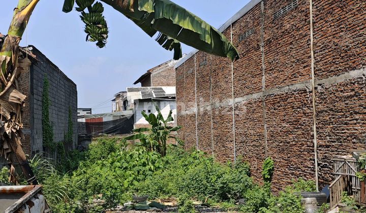 Quick Sale Property on Jl Medoho Raya Semarang, Area 515m, Width 10m 1