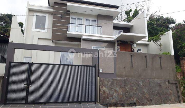 Dijual Cepat .. Murah.. Rumah Baru Di Jl Borobudur Semarang Luas 246m 1