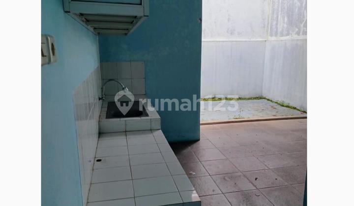 For Sale: House in Madukoro Regency Housing Complex, Next to The Park Mall Semarang 2