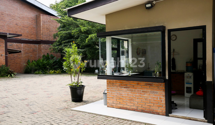 For Rent Ready-to-Use Office Warehouse Near Sawangan Toll Road & Transjakarta