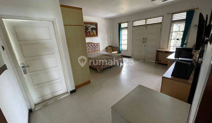 Rumah 2 Lantai Bagus Furnished SHM di Jl. Raya Baru Kadungora, Garut 13