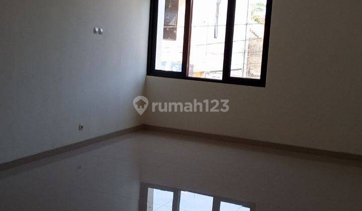 Ruko di Jalan Golf Raya , Cisaranten Ujungberung Bandung 117 M SHM 6