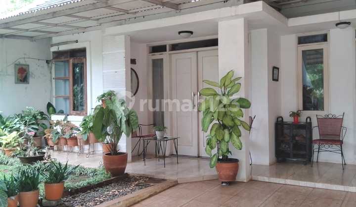 Rumah Hook 1 Lantai Dekat Tol Limo, Depok Rumah Hook 1 Lantai Dekat Tol Limo, Depok