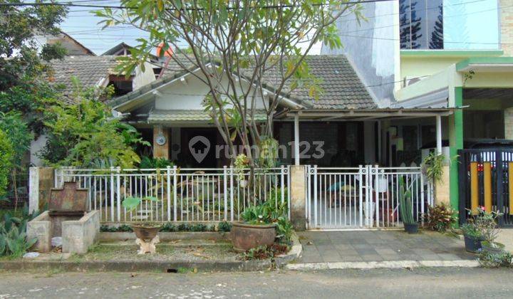 Rumah Dijual Dalam Komplek Di Cinere , Jakarta Selatan 1