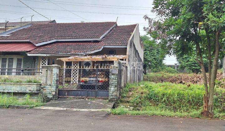 Rumah Hitung Tanah Dijual Dalam Komplek Cinere , Jakarta Selatan 1