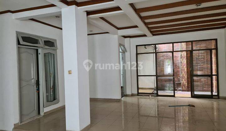 Rumah Dijual Dalam Komplek Dekat Rumah Sakit Puri Cinere, Jakarta Selatan 2