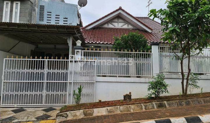 Rumah Dijual Dalam Komplek Dekat Rumah Sakit Puri Cinere, Jakarta Selatan 1