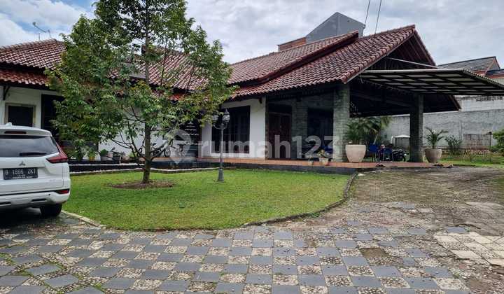 Bonus Land with 3 Houses on Curug Raya Street, Bojongsari, Depok Bonus Land with 3 Houses on Curug Raya Street, Bojongsari, Depok