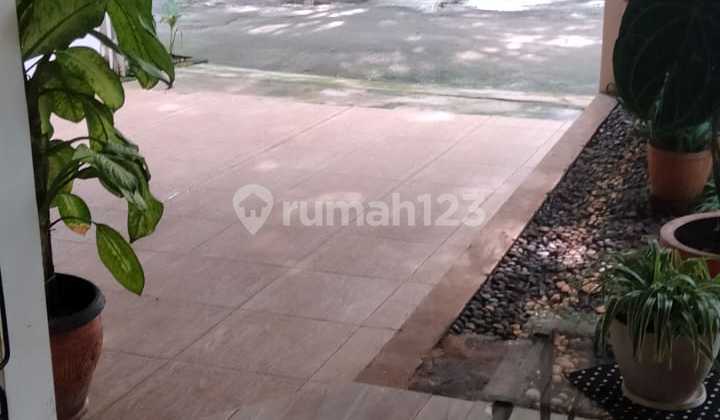 Rumah Hook 1 Lantai Dekat Tol Limo, Depok