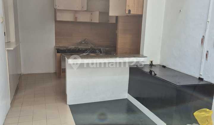 House in a Housing Complex Near Mayapada Hospital Lebak Bulus 2